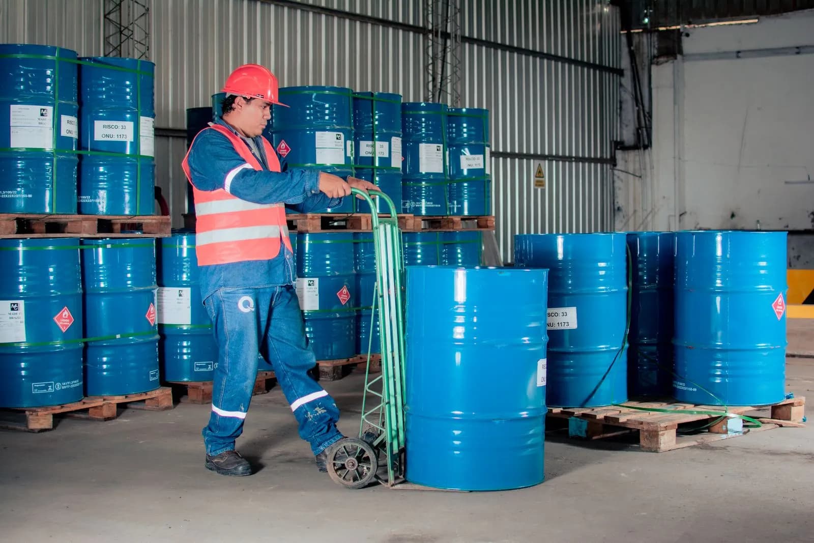 Quy trình lưu trữ hóa chất công nghiệp đạt chuẩn an toàn